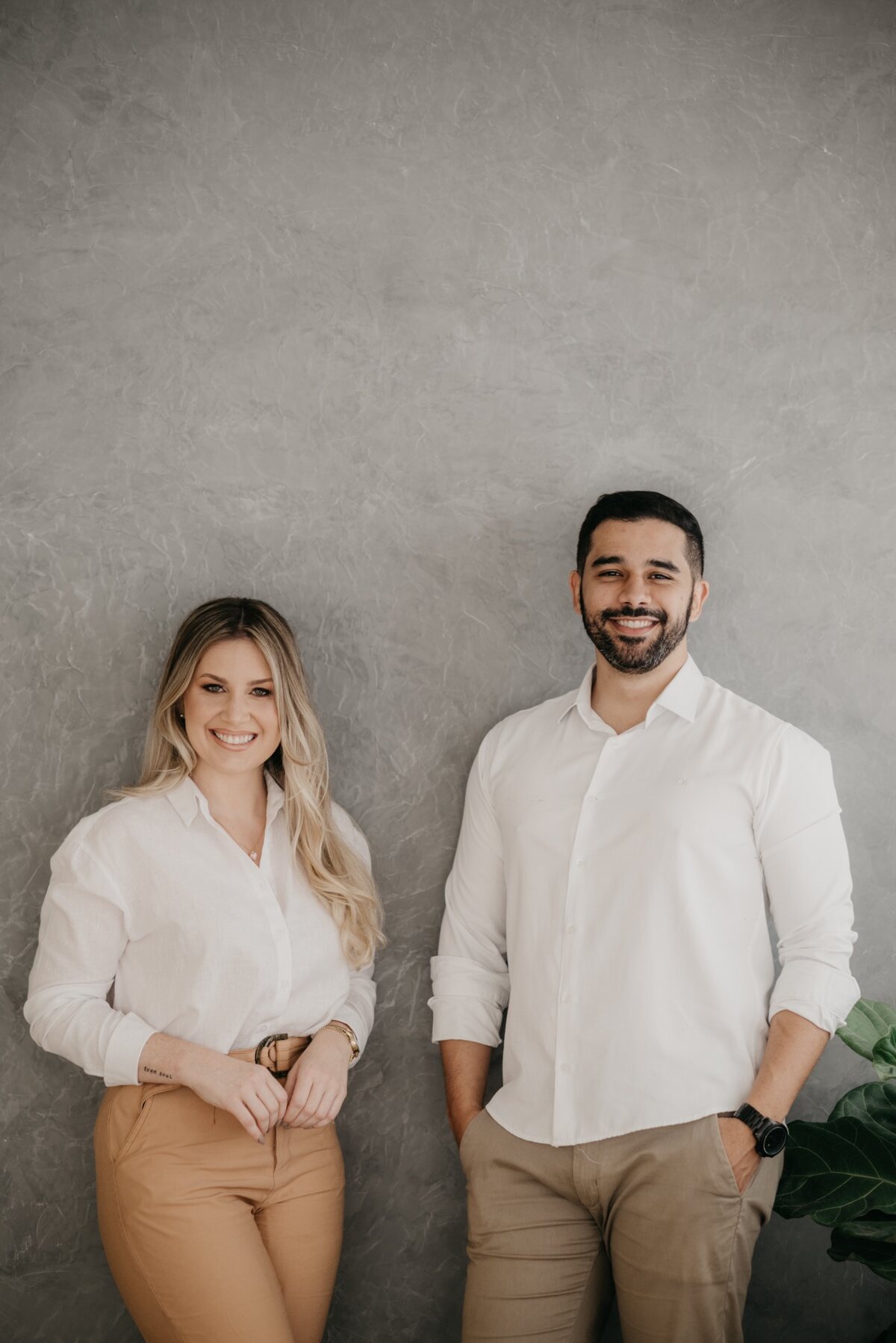 Araceli Scalcon e Luís Felipe Priester, fundadores da Aromas Luar